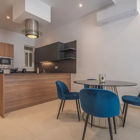 Meraki Holidays Arturo - Close To Seafront At Malta