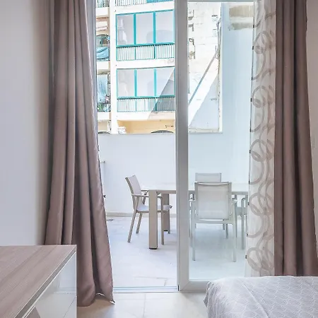 Meraki Holidays Arturo - Close To Seafront At Malta Sliema